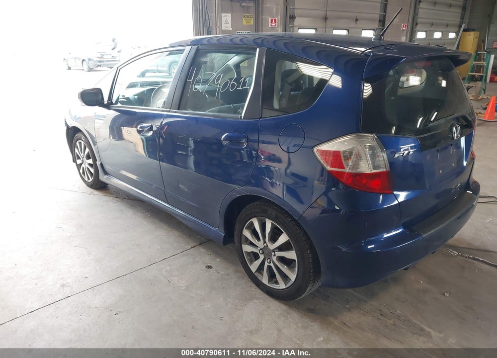 2012 HONDA FIT SPORT VIN: JHMGE8H53CC006505