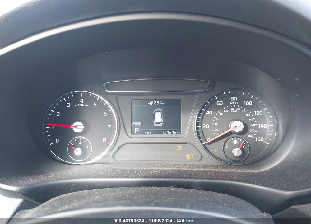 2019 KIA SORENTO 2.4L LX VIN: 5XYPG4A31KG506086