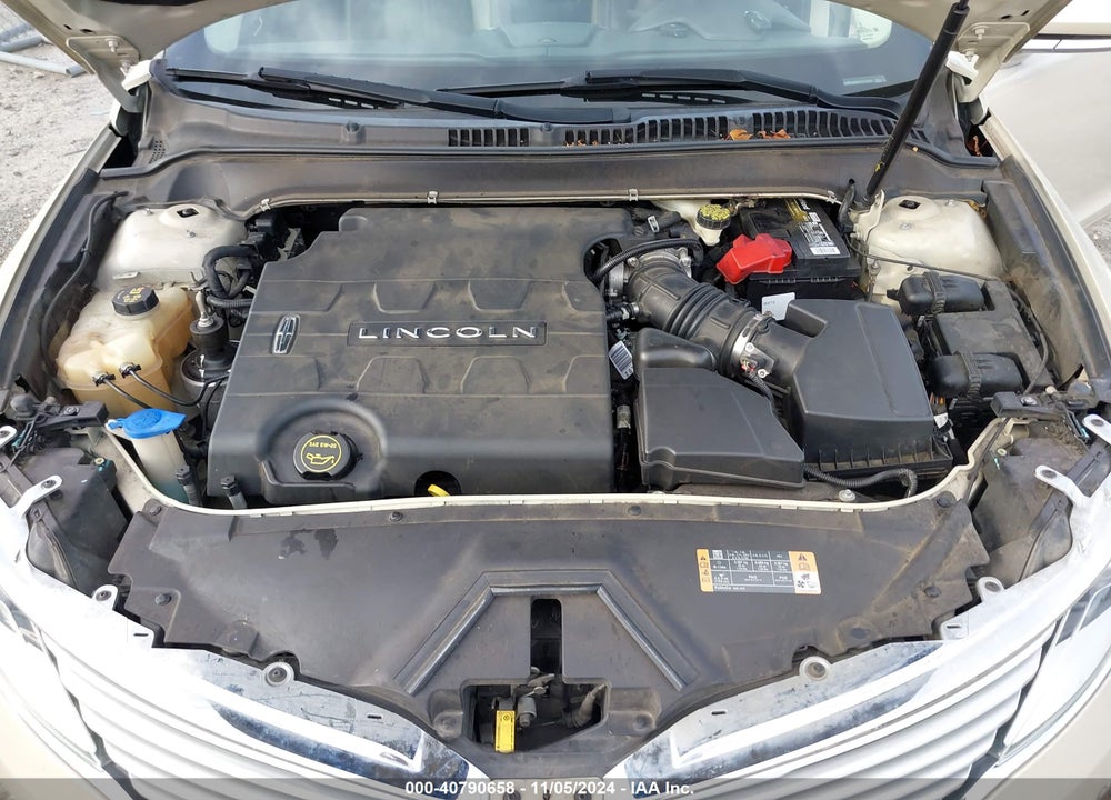 2014 LINCOLN MKZ VIN: 3LN6L2GK0ER815208