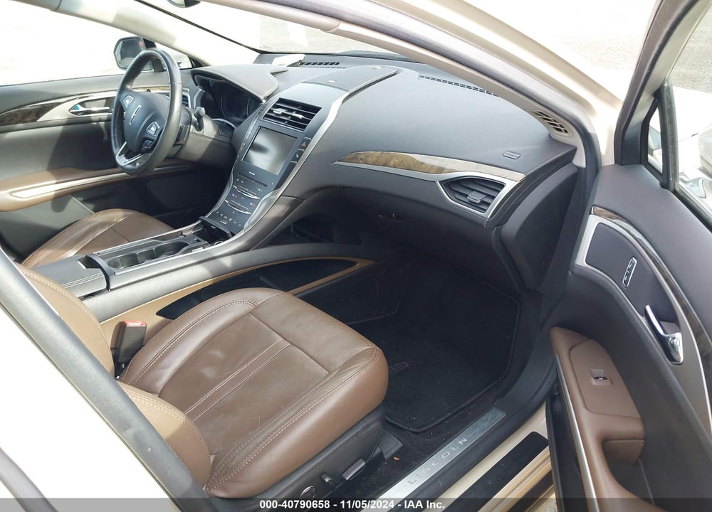 2014 LINCOLN MKZ VIN: 3LN6L2GK0ER815208