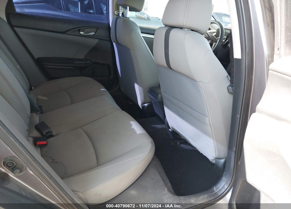 2018 HONDA CIVIC EX VIN: 19XFC2F77JE203137