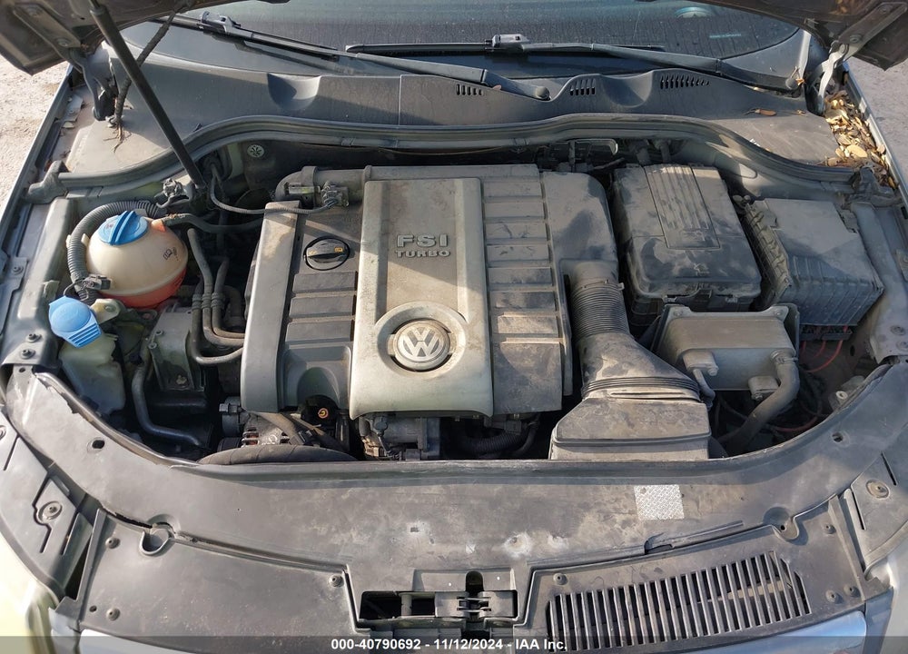 2008 VOLKSWAGEN PASSAT KOMFORT VIN: WVWAK73C38P042520