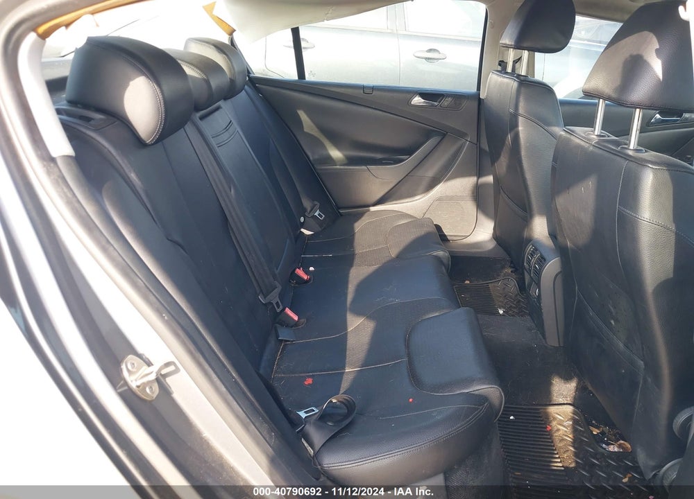 2008 VOLKSWAGEN PASSAT KOMFORT VIN: WVWAK73C38P042520