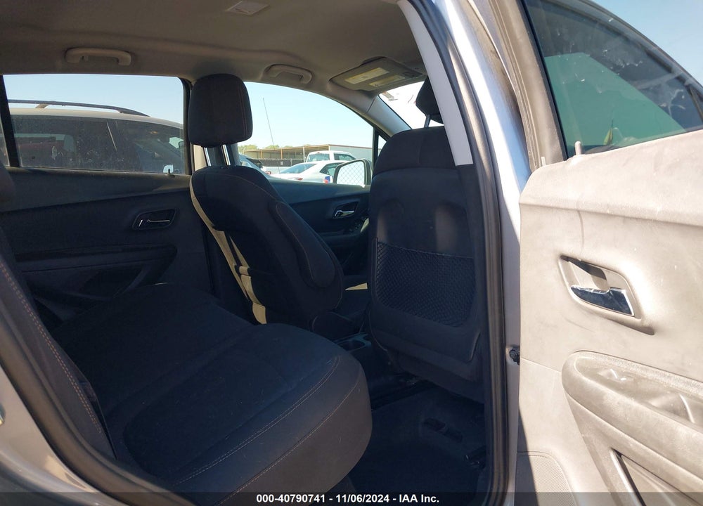 2020 CHEVROLET TRAX FWD LS VIN: 3GNCJKSB2LL267997