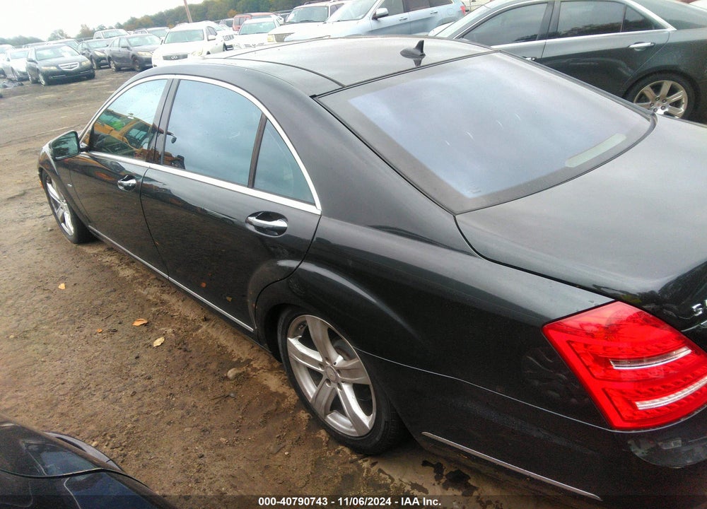 2012 MERCEDES-BENZ S 550 VIN: WDDNG9EBXCA443941