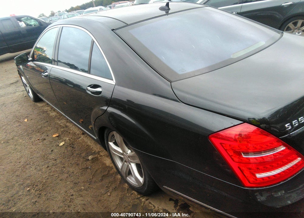 2012 MERCEDES-BENZ S 550 VIN: WDDNG9EBXCA443941