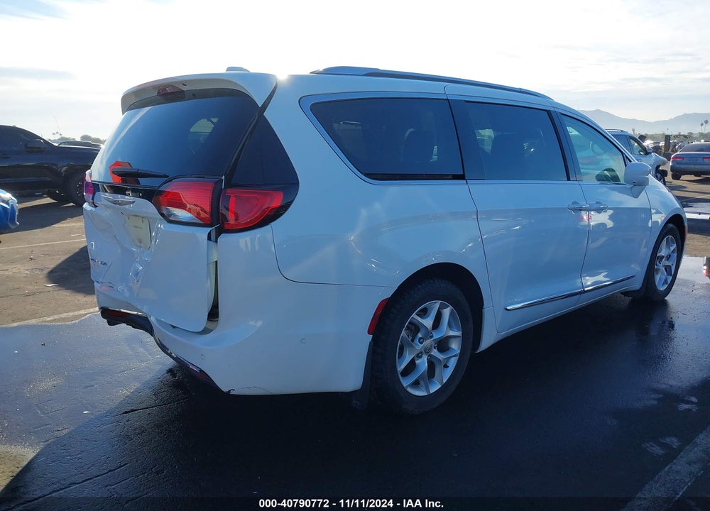 2017 CHRYSLER PACIFICA TOURING L PLUS VIN: 2C4RC1EG9HR827054