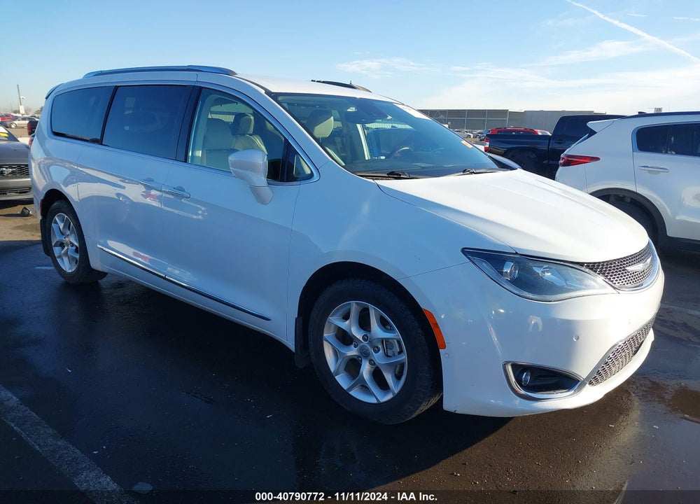 2017 CHRYSLER PACIFICA TOURING L PLUS VIN: 2C4RC1EG9HR827054