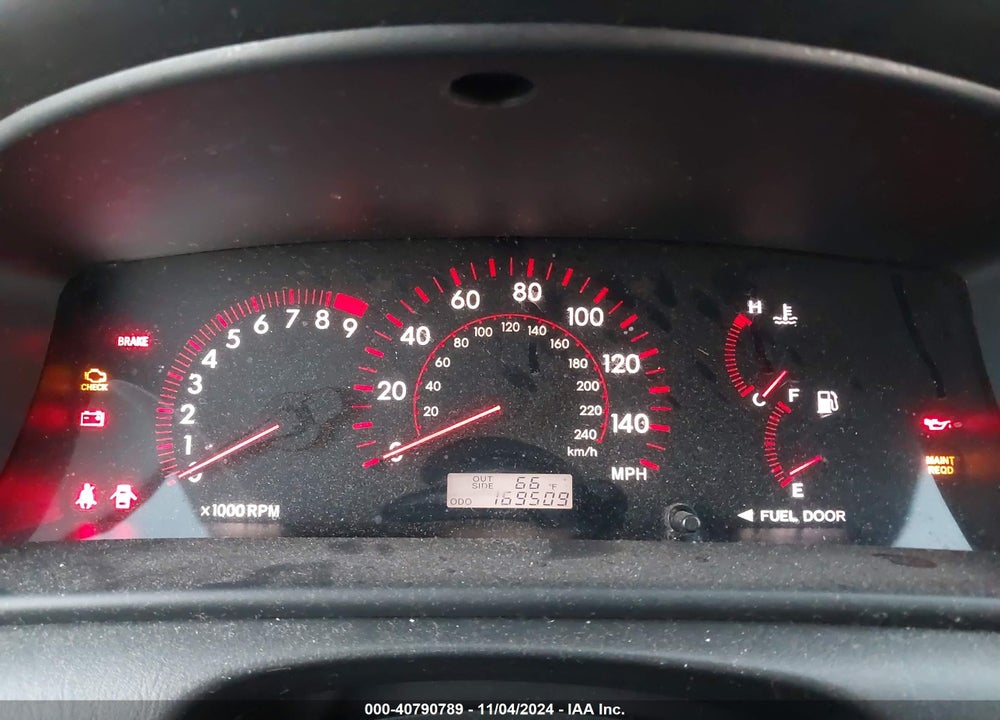 2005 TOYOTA COROLLA XRS VIN: 2T1BY32E55C340284