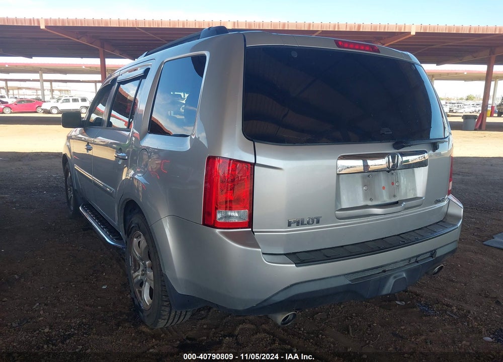 2013 HONDA PILOT EX-L VIN: 5FNYF4H53DB085545
