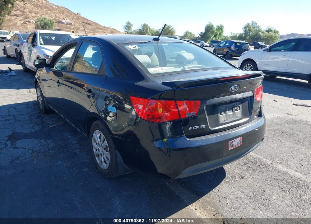 2013 KIA FORTE EX VIN: KNAFU4A26D5692342