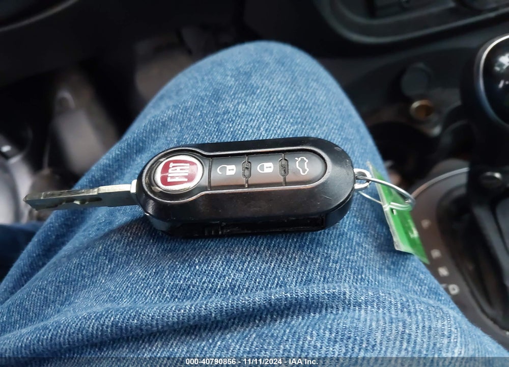 2014 FIAT 500L LOUNGE VIN: ZFBCFACH1EZ014854