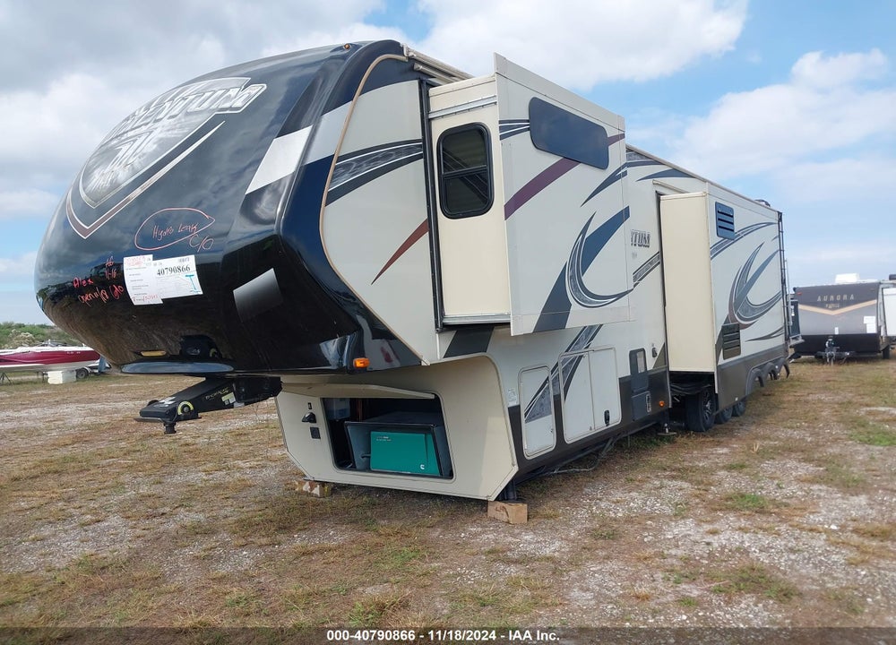 2015 GRAND DESIGN MOMEMTUM TRAVEL TRAILER VIN: 573FM4231F1103419