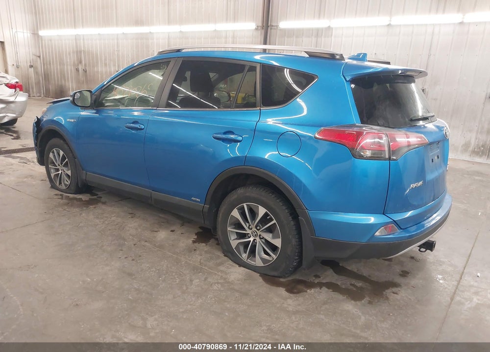 2018 TOYOTA RAV4 HYBRID XLE VIN: JTMRJREV0JD242956