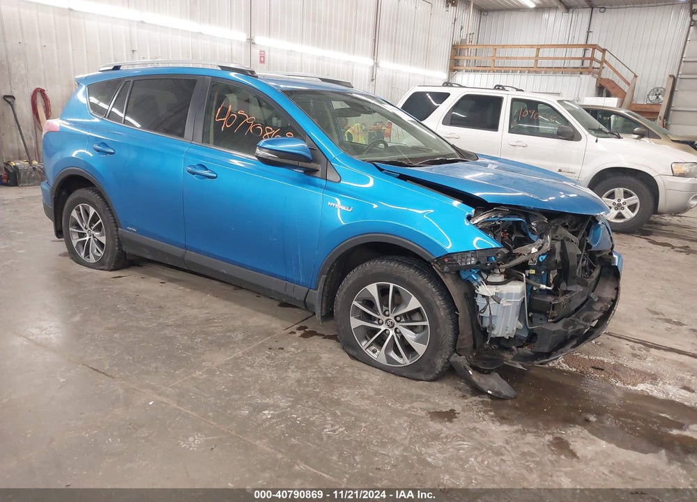 2018 TOYOTA RAV4 HYBRID XLE VIN: JTMRJREV0JD242956