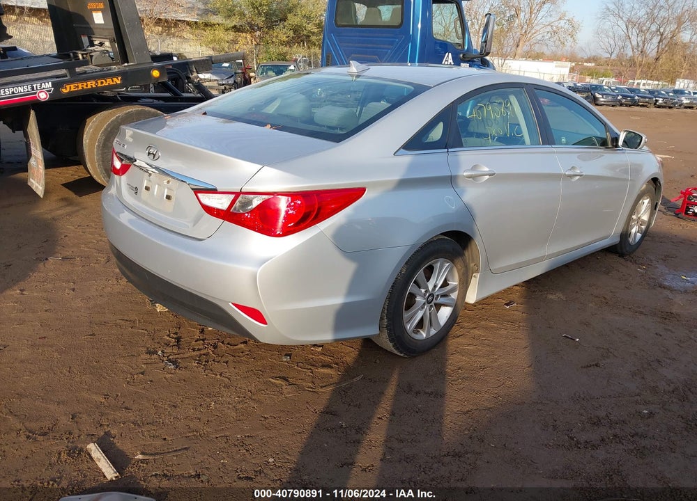 2014 HYUNDAI SONATA GLS VIN: 5NPEB4AC5EH936741