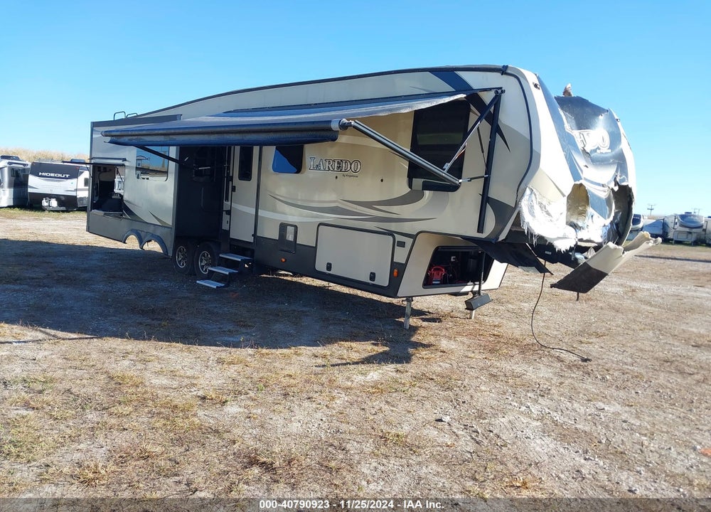 2019 KEYSTONE LAREDO VIN: 4YDF32527KE600637