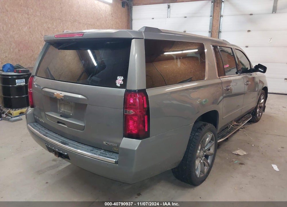 2017 CHEVROLET SUBURBAN PREMIER VIN: 1GNSKJKC7HR306465