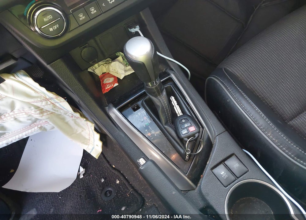 2015 TOYOTA COROLLA S PLUS VIN: 5YFBURHE1FP270208