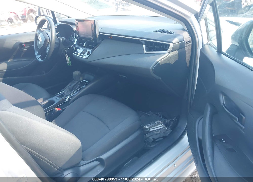 2022 TOYOTA COROLLA LE VIN: 5YFEPMAE5NP312153