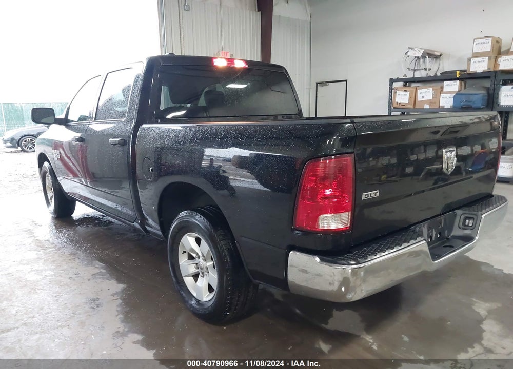 2022 RAM 1500 CLASSIC SLT 4X2 5'7 BOX VIN: 1C6RR6LG0NS185548