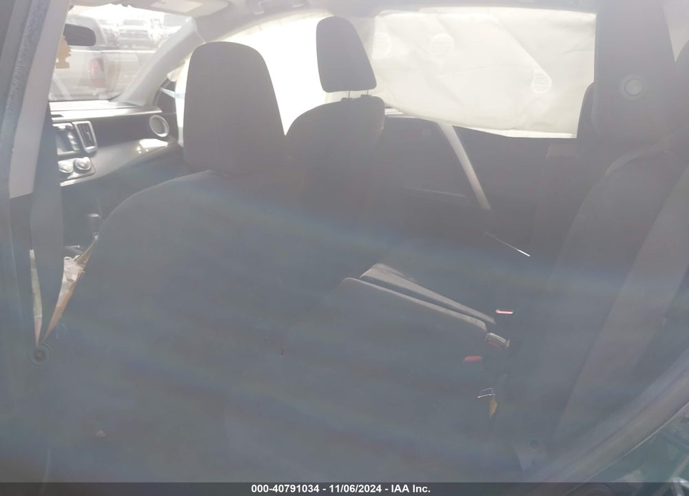 2018 TOYOTA RAV4 LE VIN: JTMZFREV0JJ749293