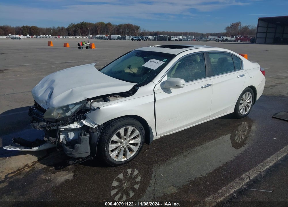 2013 HONDA ACCORD EX-L VIN: 1HGCR2F81DA121097