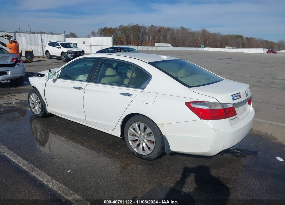 2013 HONDA ACCORD EX-L VIN: 1HGCR2F81DA121097
