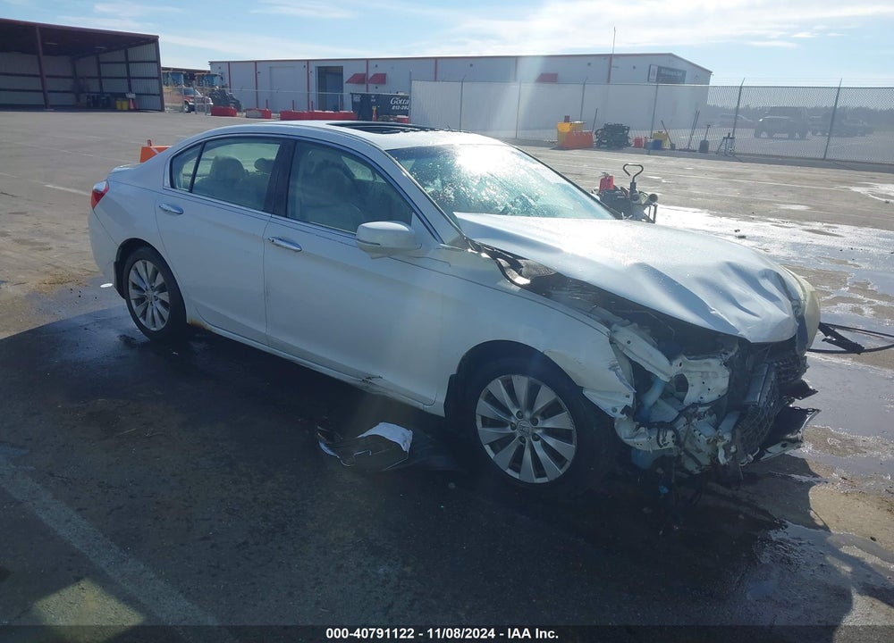2013 HONDA ACCORD EX-L VIN: 1HGCR2F81DA121097