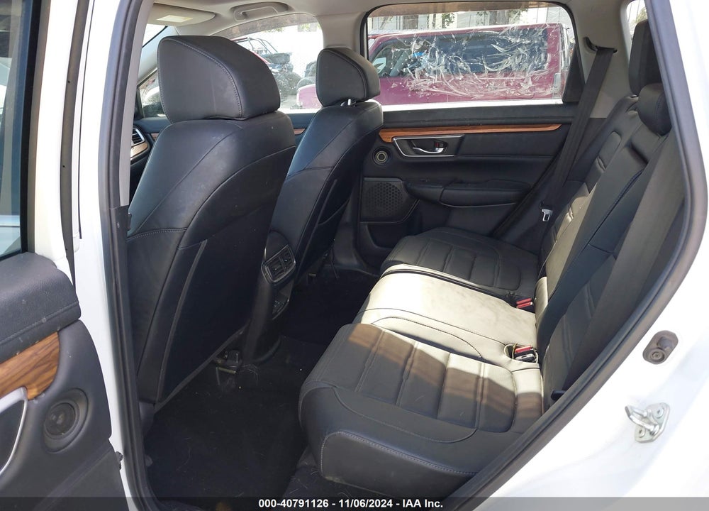 2018 HONDA CR-V TOURING VIN: 2HKRW2H93JH602643