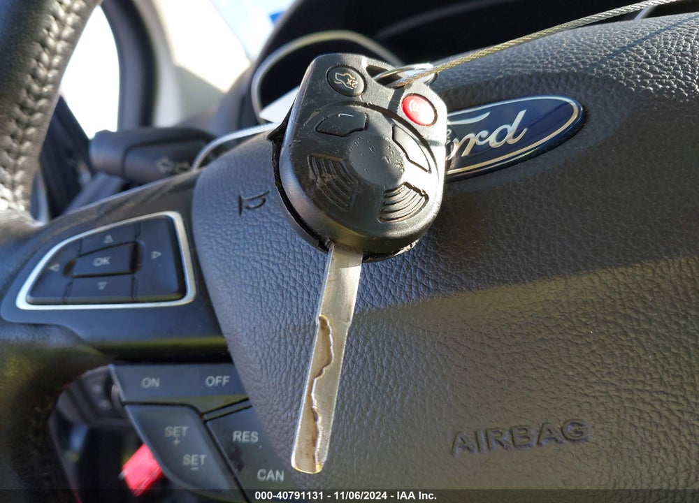 2016 FORD FOCUS SE VIN: 1FADP3F2XGL328757