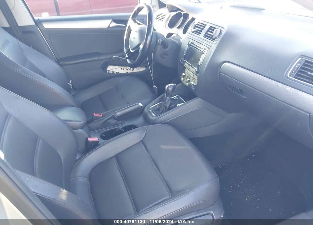 2015 VOLKSWAGEN JETTA VIN: 3VWD07AJ6FM317902