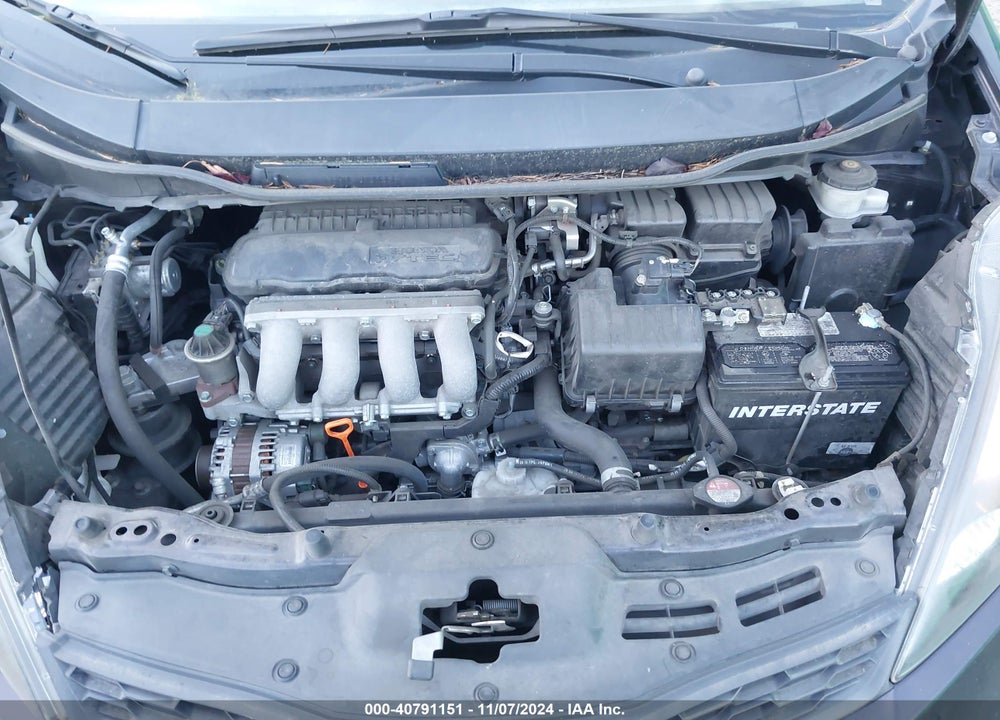 2013 HONDA FIT SPORT VIN: JHMGE8H52DC068334