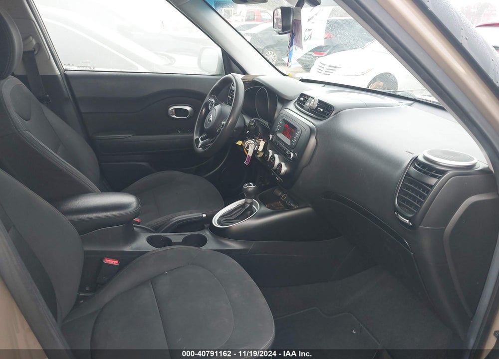 2014 KIA SOUL VIN: KNDJN2A24E7105396