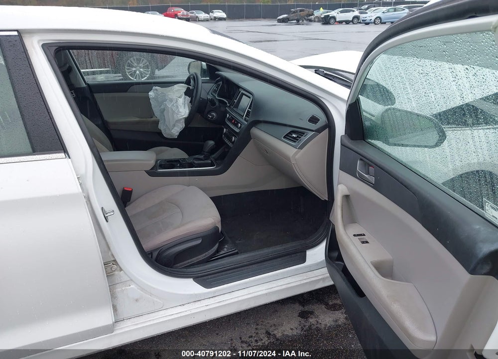 2018 HYUNDAI SONATA SE VIN: 5NPE24AF3JH683956