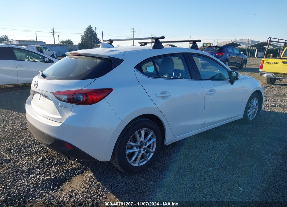 2015 MAZDA MAZDA3 VIN: JM1BM1L78F1236829