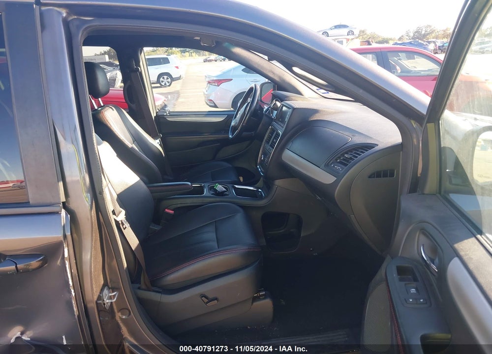 2017 DODGE GRAND CARAVAN GT VIN: 2C4RDGEG2HR798691
