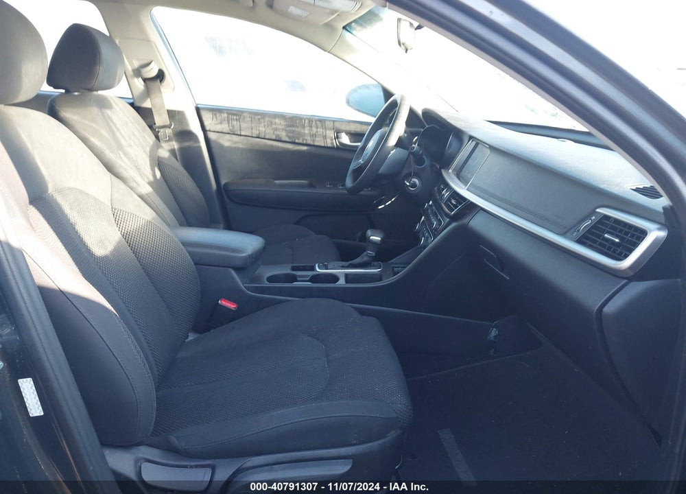 2020 KIA OPTIMA LX VIN: 5XXGT4L36LG392844