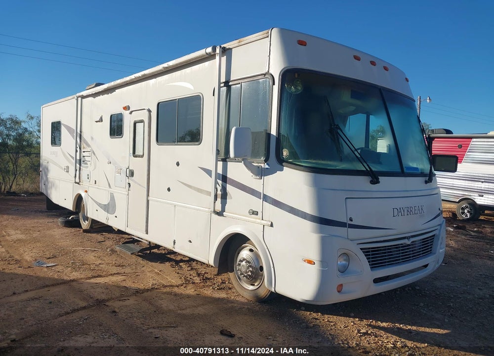 2005 DAMON MOTORHOME CHASSIS VIN: 5B4LP57G043394652