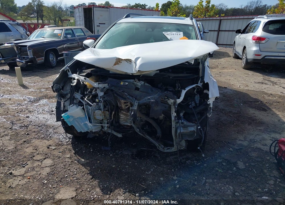 2018 TOYOTA RAV4 XLE VIN: 2T3WFREV0JW481348