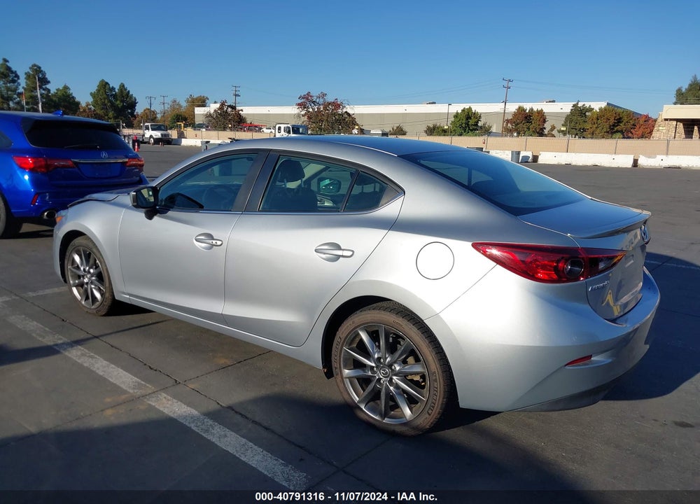 2018 MAZDA 3 TOURING VIN: 3MZBN1V36JM199134