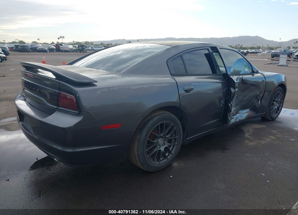 2013 DODGE CHARGER VIN: 2C3CDXBG4DH623695