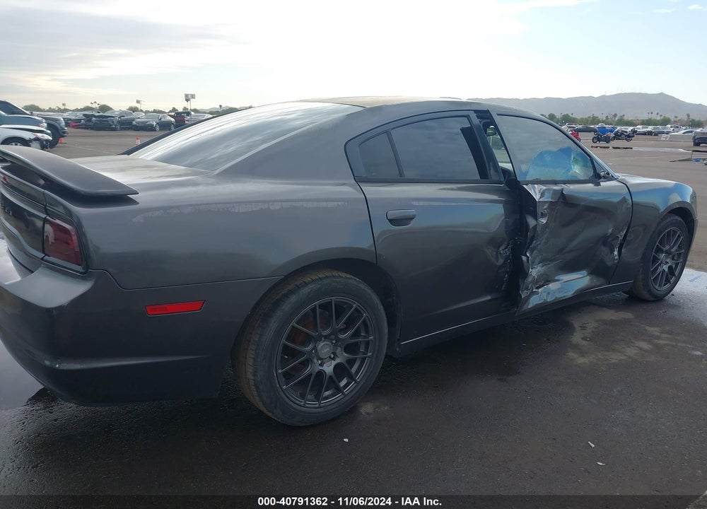 2013 DODGE CHARGER VIN: 2C3CDXBG4DH623695