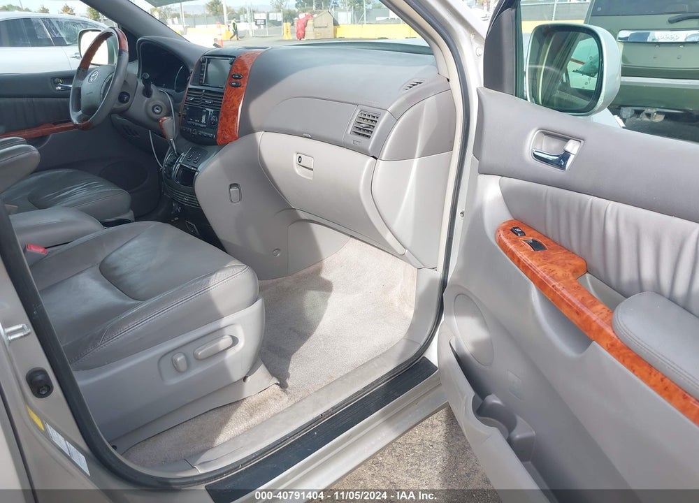 2006 TOYOTA SIENNA XLE LIMITED VIN: 5TDBA22C56S066753