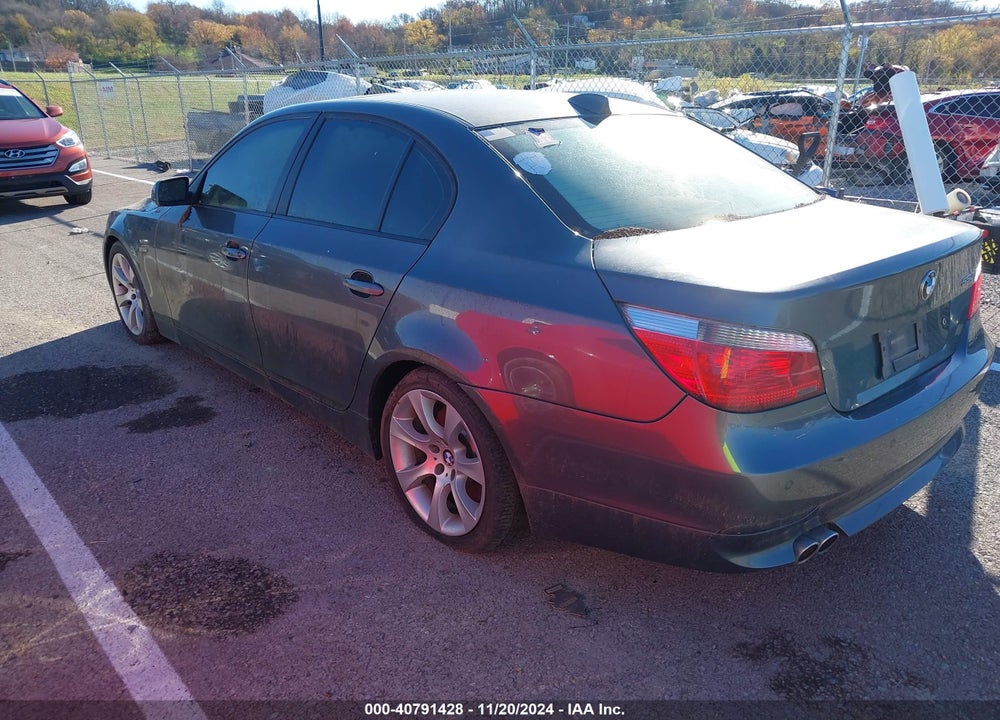 2007 BMW 550I VIN: WBANB53557CP03975