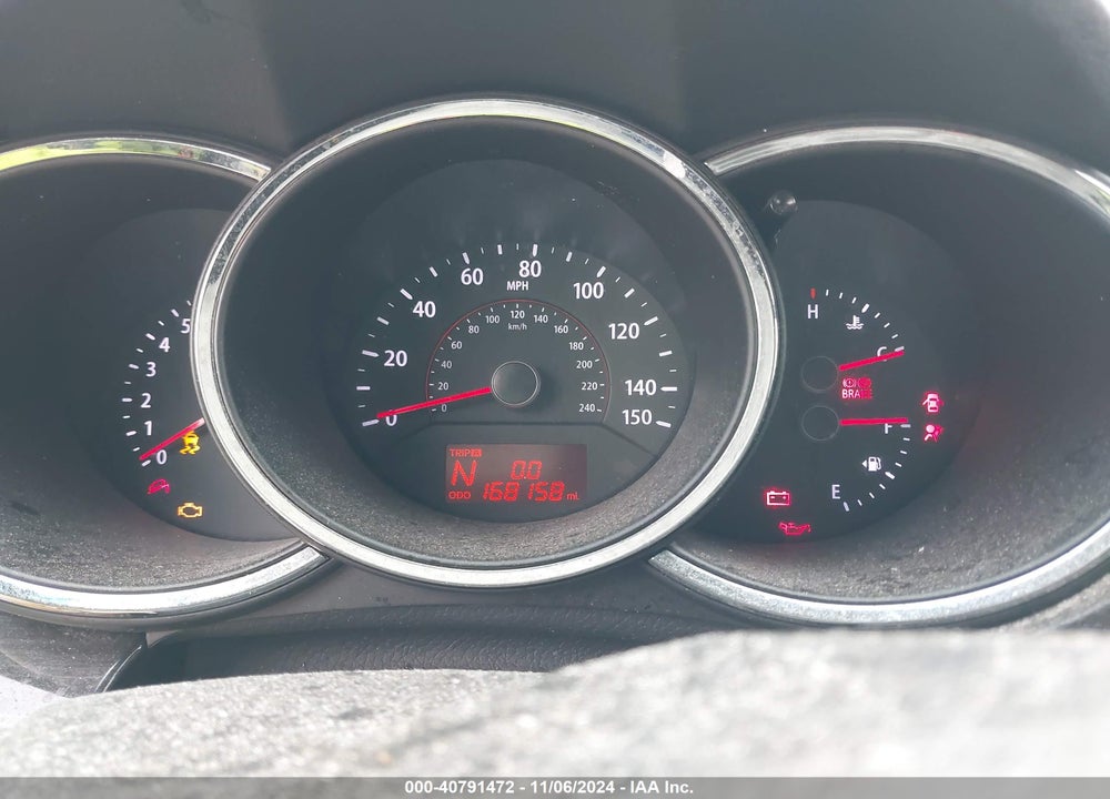 2013 KIA SORENTO LX VIN: 5XYKT4A66DG319865