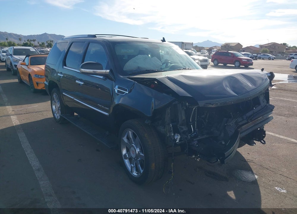 2011 CADILLAC ESCALADE PREMIUM VIN: 1GYS3CEFXBR135283