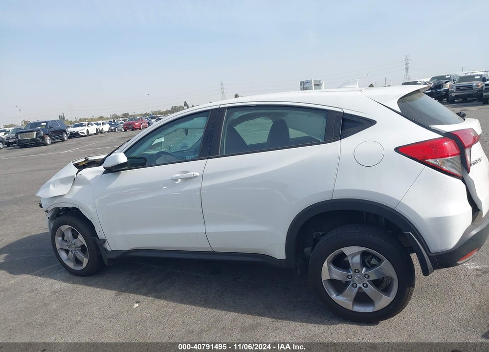 2022 HONDA HR-V VIN: 3CZRU5H36NM741856
