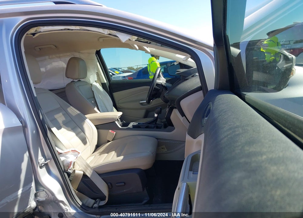 2017 FORD ESCAPE TITANIUM VIN: 1FMCU0J99HUE25943