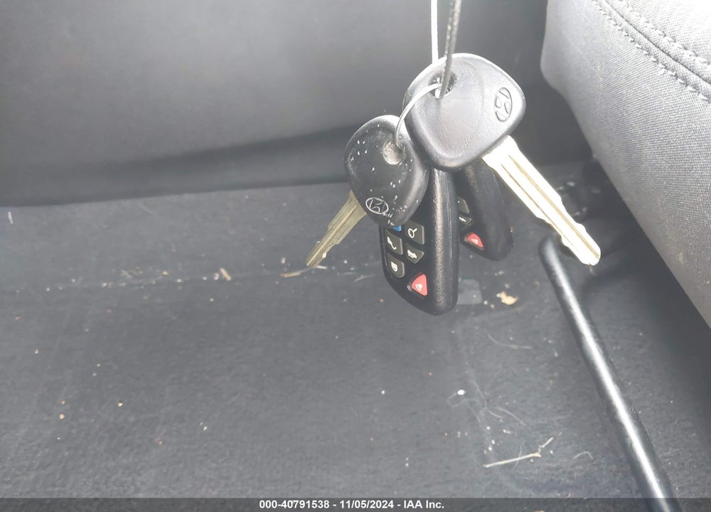 2016 HYUNDAI ELANTRA SE VIN: 5NPDH4AE8GH687057